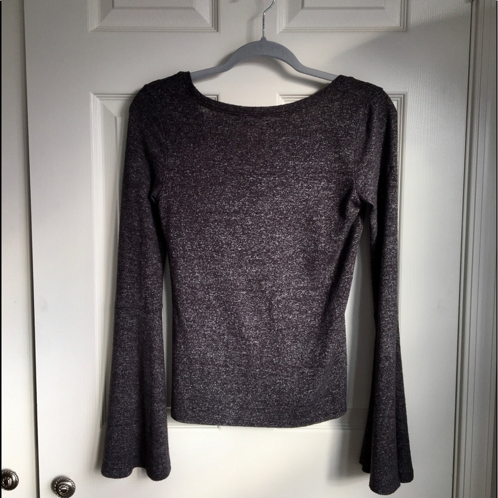 NWOT Hollister grey bell sleeve top